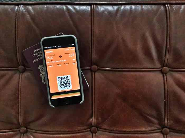 How to stop that boarding pass from hogging your lock screen