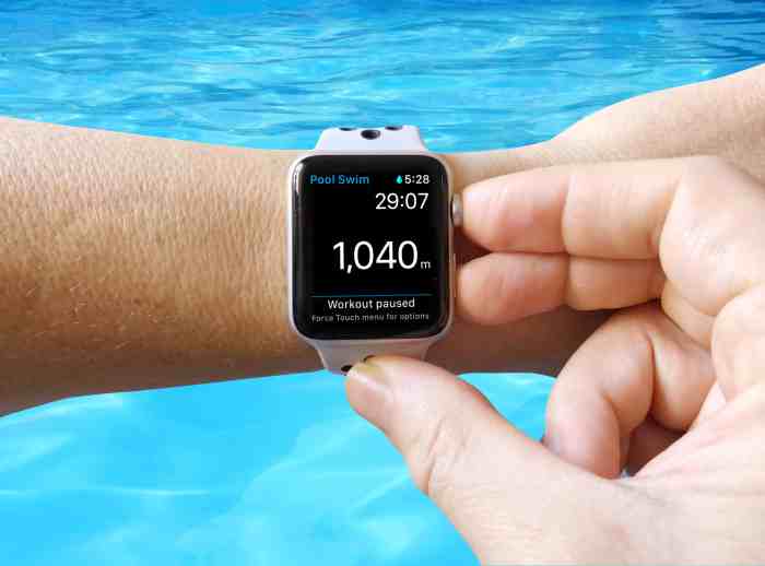 Top 10 tips for swimming with Apple Watch