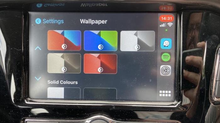 How to change your CarPlay wallpaper in iOS 14