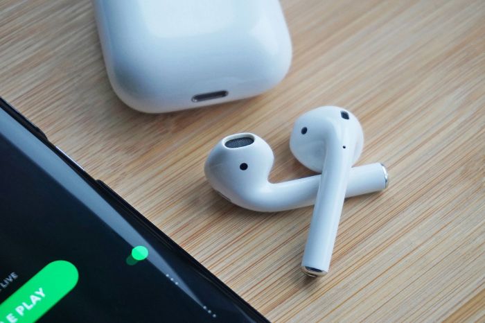How to make EarPods play nicely with Xbox One